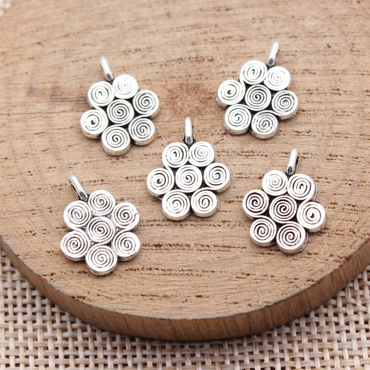 Vintage Fashion Words - 40pcs 15x12mm(0.59x0.47inch) Antique Silver Color Swirl