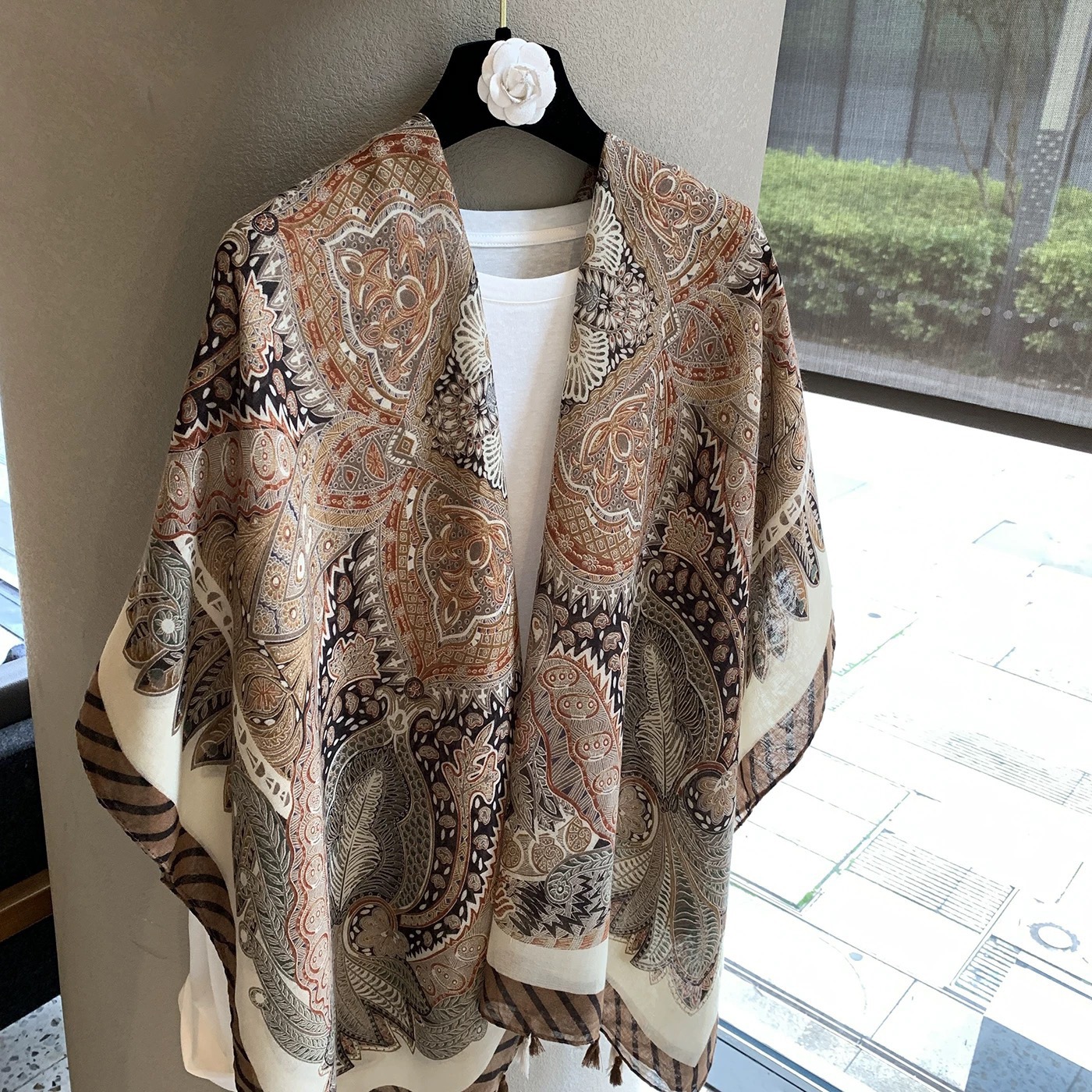 Bohemia Vintage Floral Tassel  - Vintage Fashion Hijab review and price