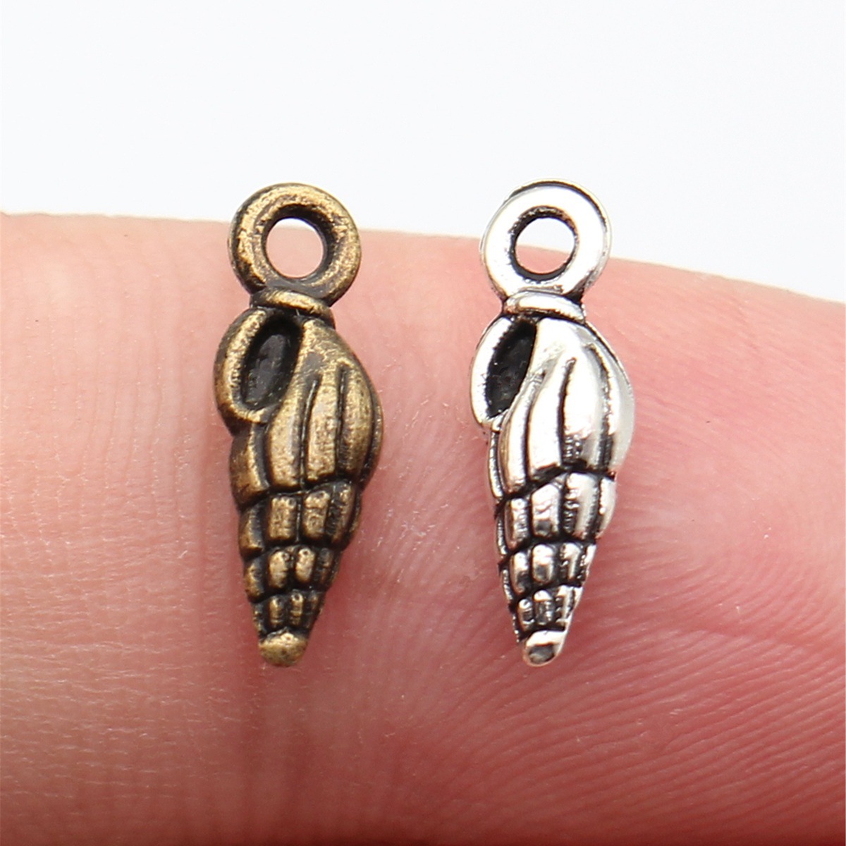 WYSIWYG 20pcs 5x14mm 2 Colors  - Vintage Fashion Words review and price