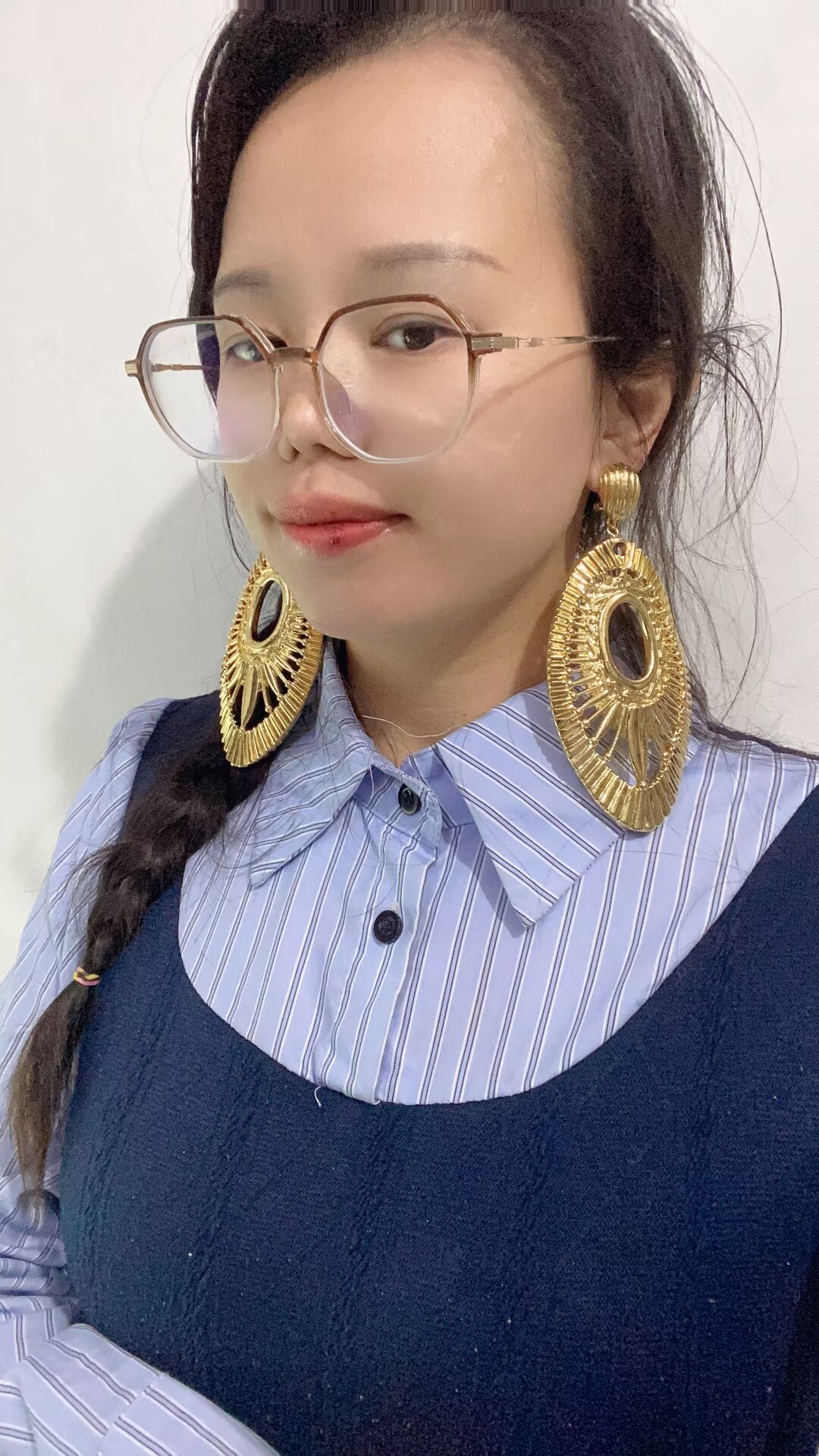 Vintage Gold Hollow Oval Sunbu - Vintage Fashion Looks review and price