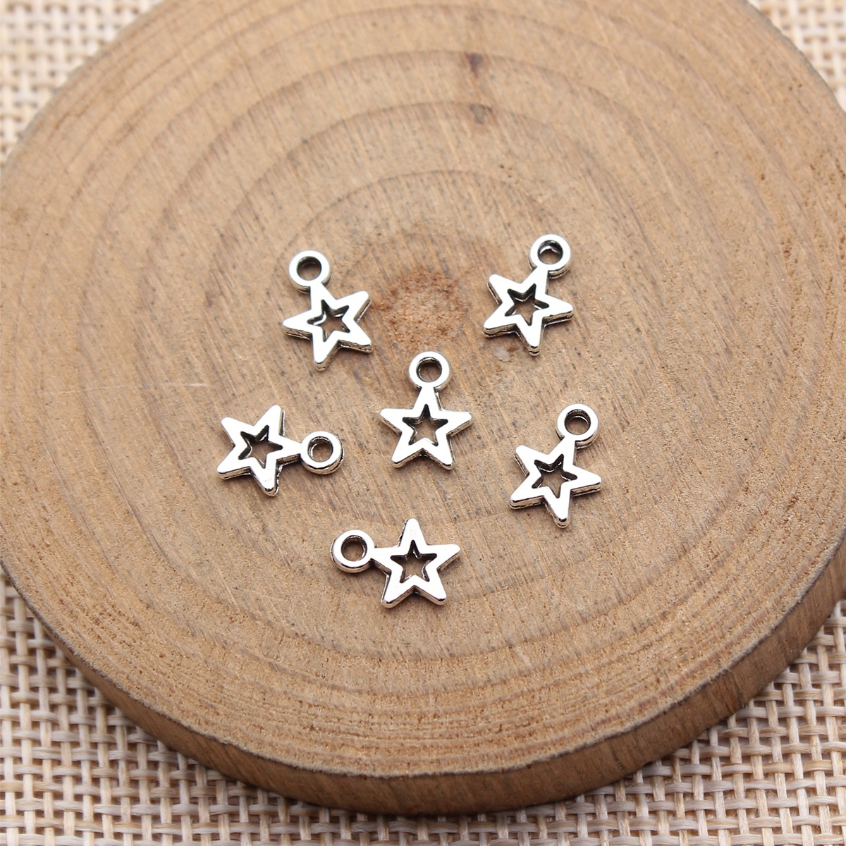80pcs 8.5x6.2mm(0.33x0.24inch) - Vintage Fashion Words review and price